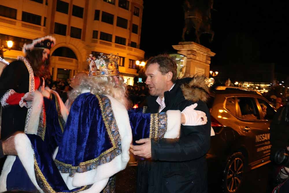 La Cabalgata de Reyes ha hecho las delicias de grandes y pequeños