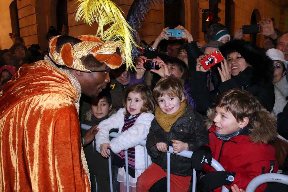 La Cabalgata de Reyes ha hecho las delicias de grandes y pequeños