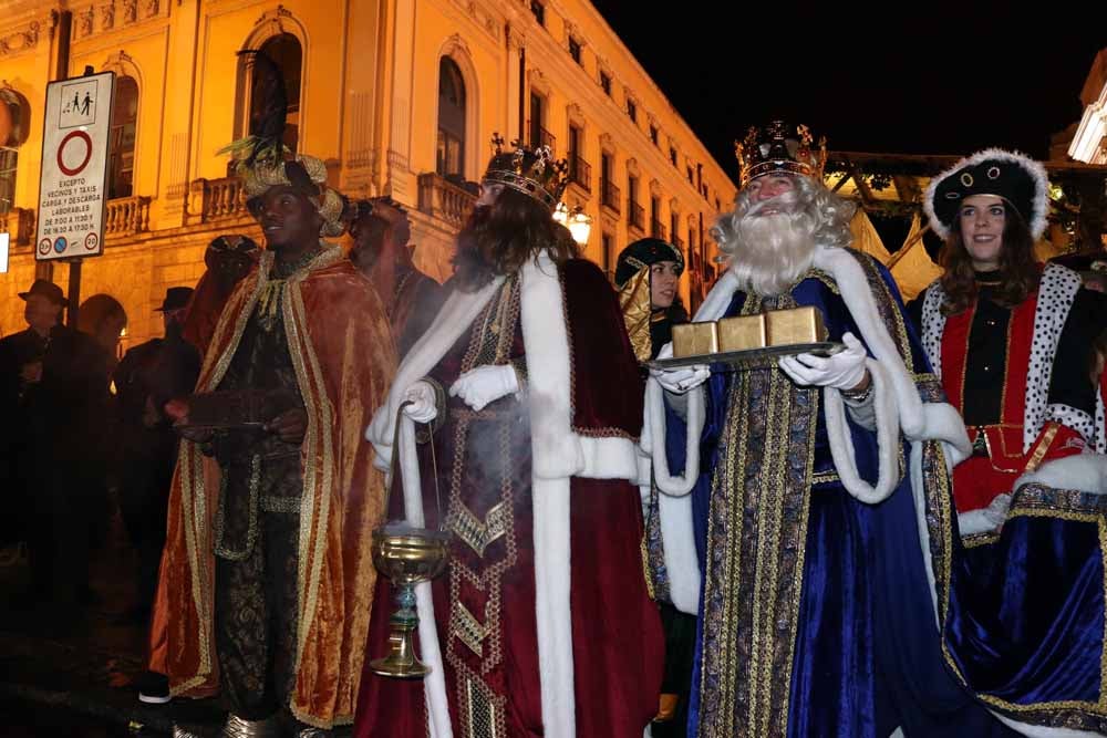 Los Reyes Magos llegan cargados de fantasía