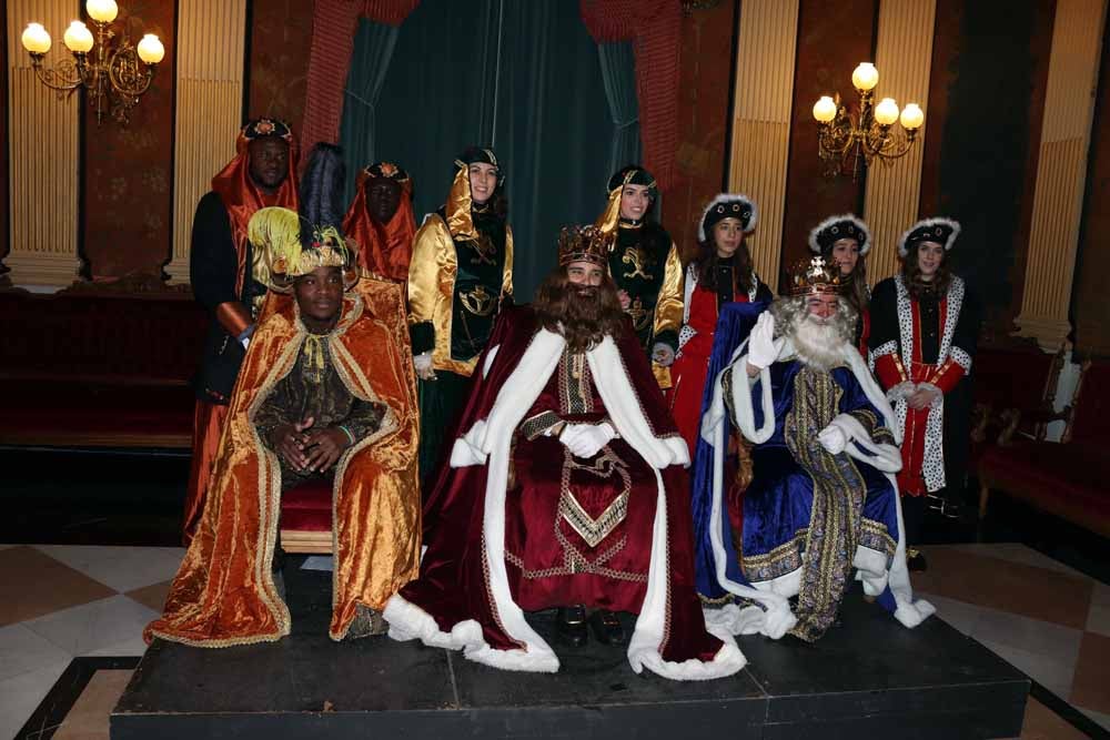 Los Reyes Magos llegan cargados de fantasía