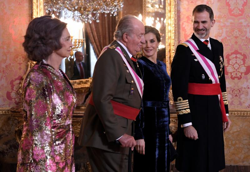 Es la primera vez que este acto está presidido por cuatro reyes.