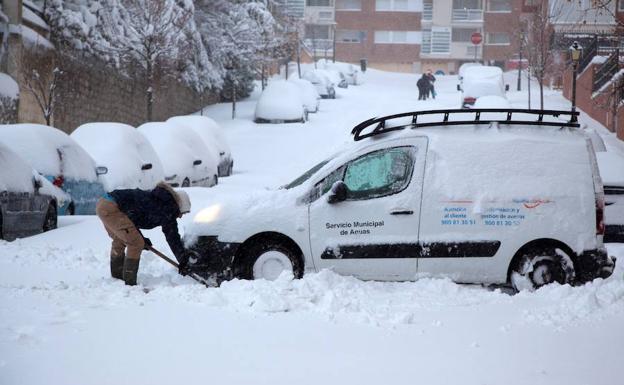 Una capa blanca entierra el medio rural