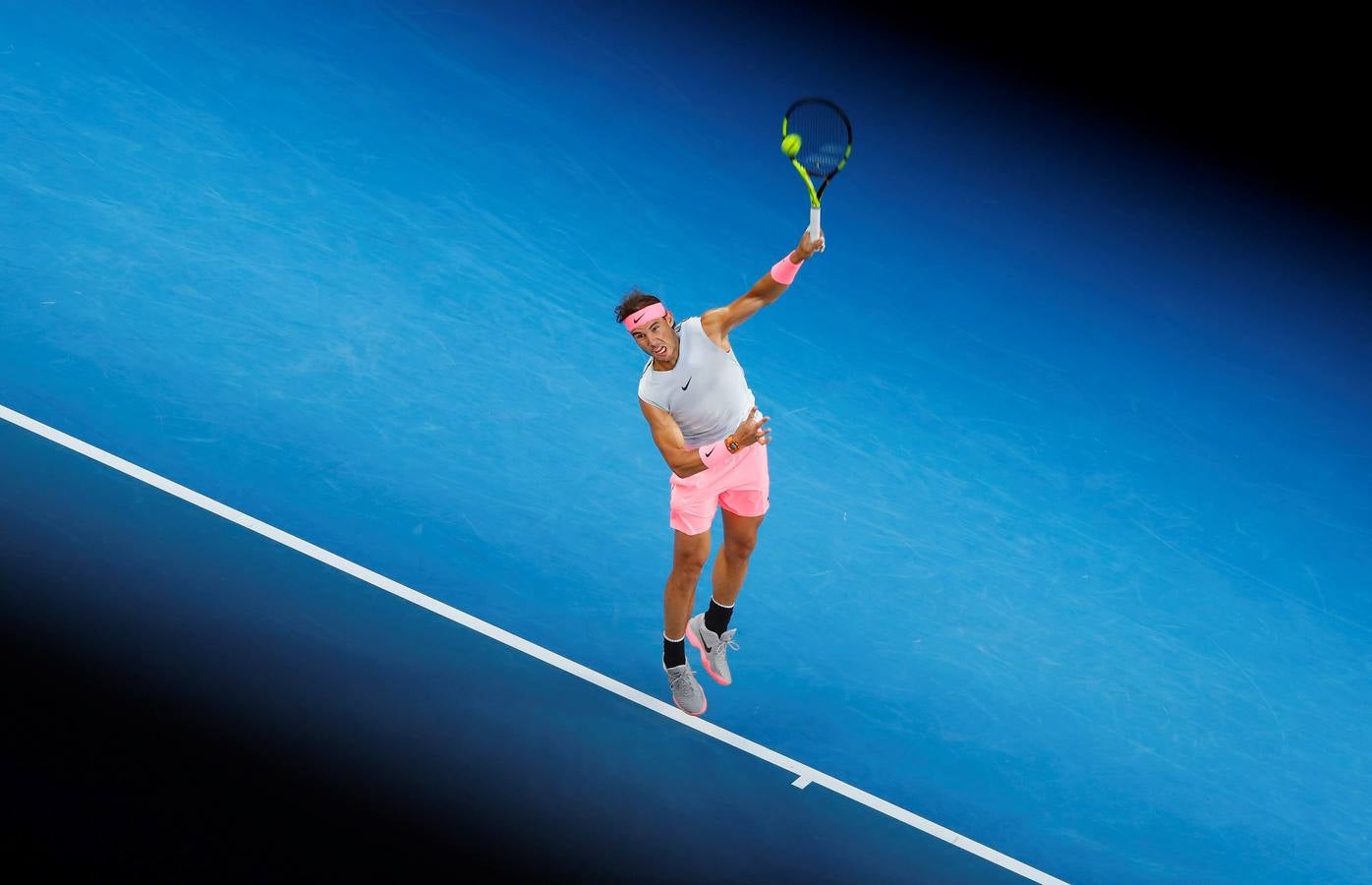 Rafa NAdal ha conseguido la victoria en el debut en el Open de Austrlia 2018. El tenista español ha superado por un triple 6-1 a Victor Estrella Burgos.