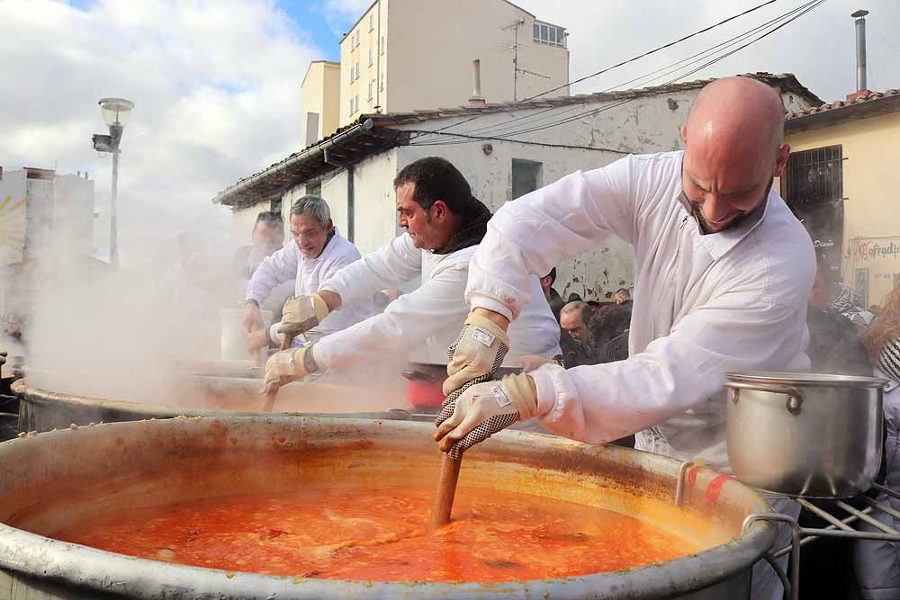 Así han repartido los cofrades los titos