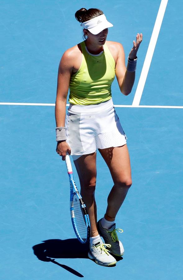 Garbiñe Muguruza cayó derrotada en segunda ronda del Abierto de Australia ante la taiwanesa Su-Wei Hsie por 7-6 (1) y 6-4.