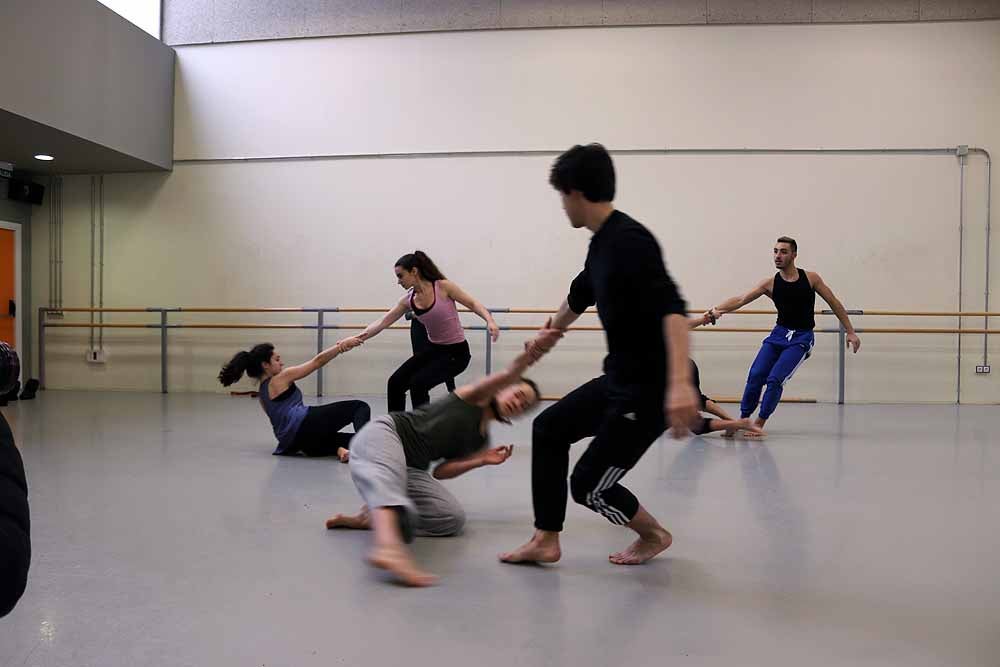 Así imparten las clases los alumnos de la Escuela Profesional de Danza