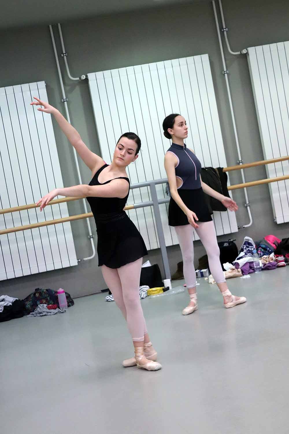 Así imparten las clases los alumnos de la Escuela Profesional de Danza