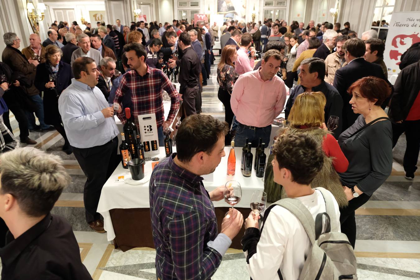 112 bodegas de todas las Denominaciones de Origen regionales han participado en el evento celebrado en el hotel Villa Magna de Madrid