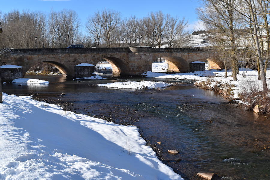 La madrugada del 1 al 2 de febrero de 2018 ha dejado estas imágenes en Aguilar de Campoo.