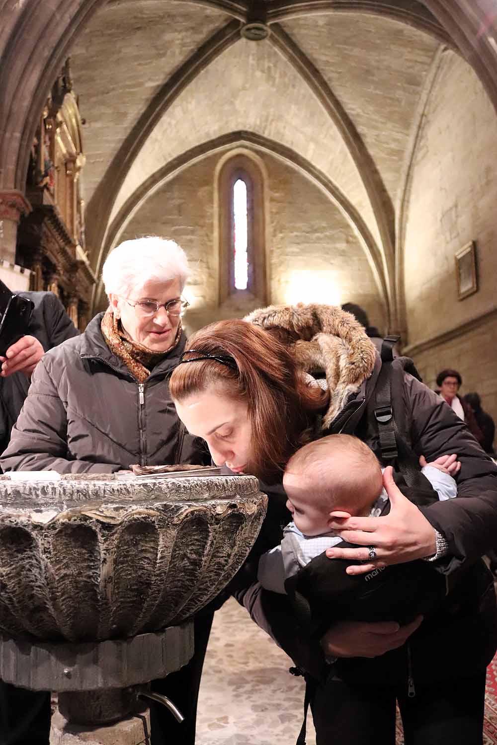 Estos son los bebés que han recibido la bendición de la Misa de la Luz