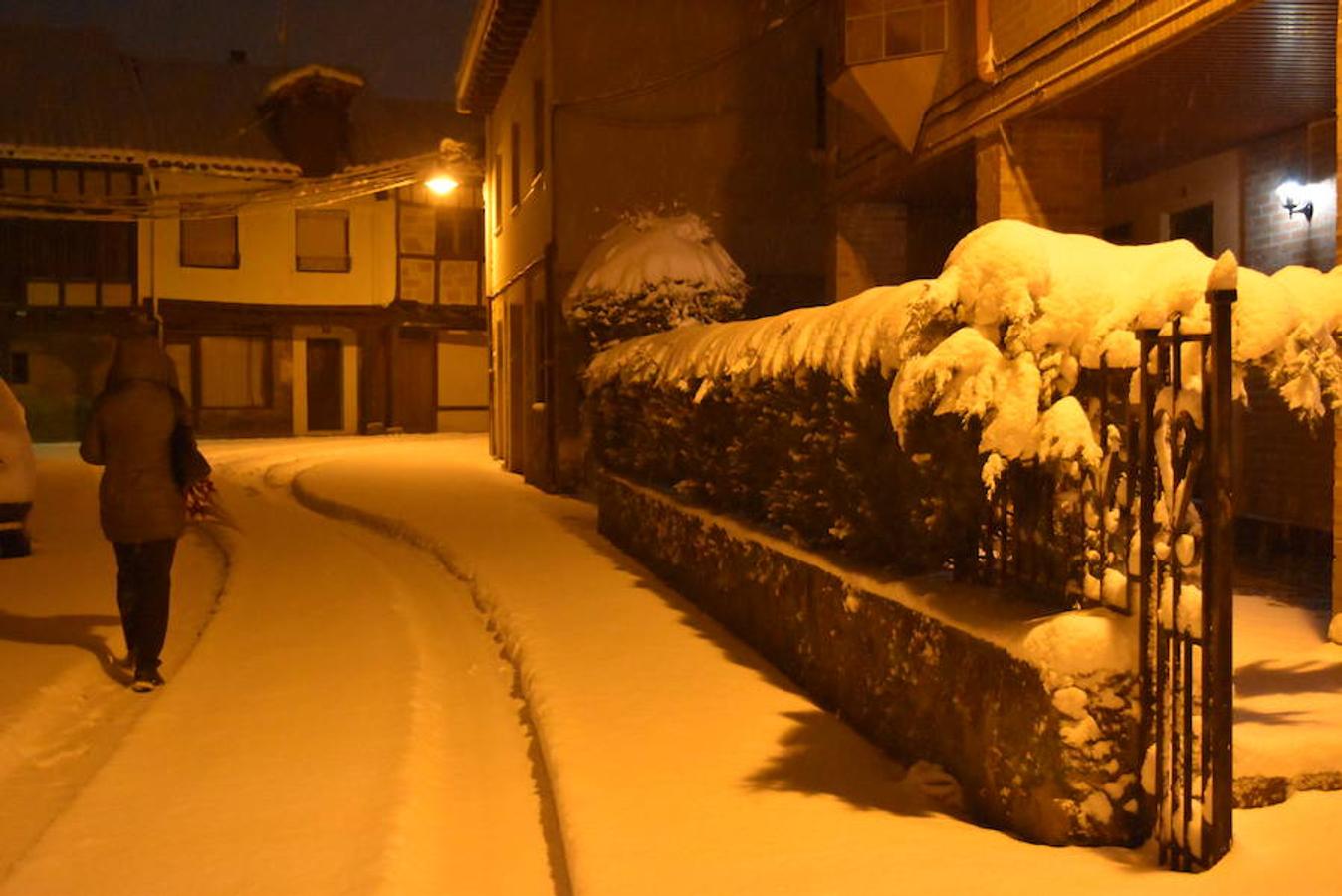 La madrugada del 1 al 2 de febrero de 2018 ha dejado estas imágenes en Aguilar de Campoo.