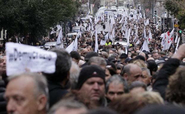 Manifestación de los nacionalistas corsos en las calles de Ajaccio.