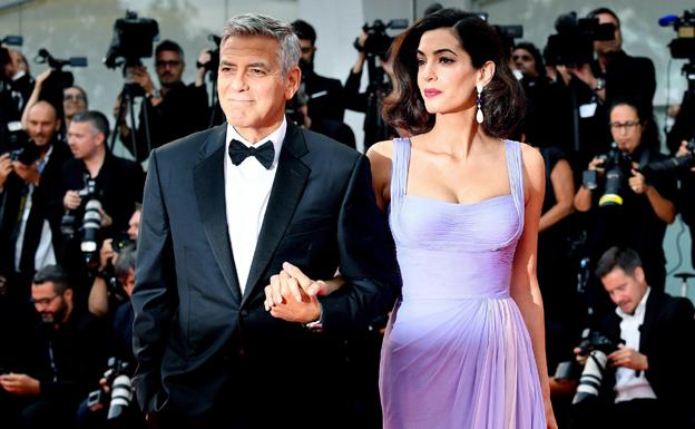 George Clooney y su esposa Amal Alamuddin. 