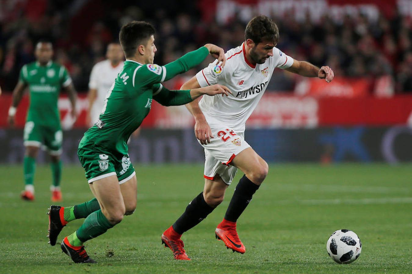 El conjunto hispalense cerró su pase a la final de la Copa del Rey derrotando por 2-0 a los pepineros.