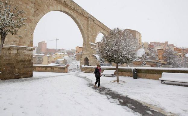 La nieve podría llegar a los 14 centímetros hoy en la zona montañosa de León y Palencia