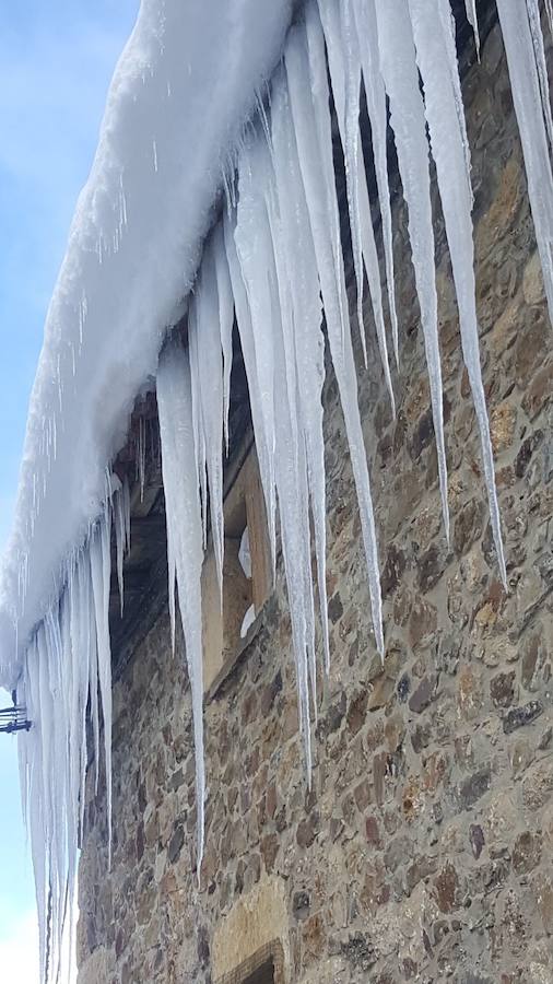 Deja de nevar en Palencia, pero la nieve tardará en marcharse
