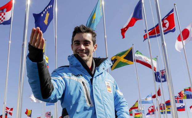 Javier Fernández, en la villa olímpica de Pyeongchang. 