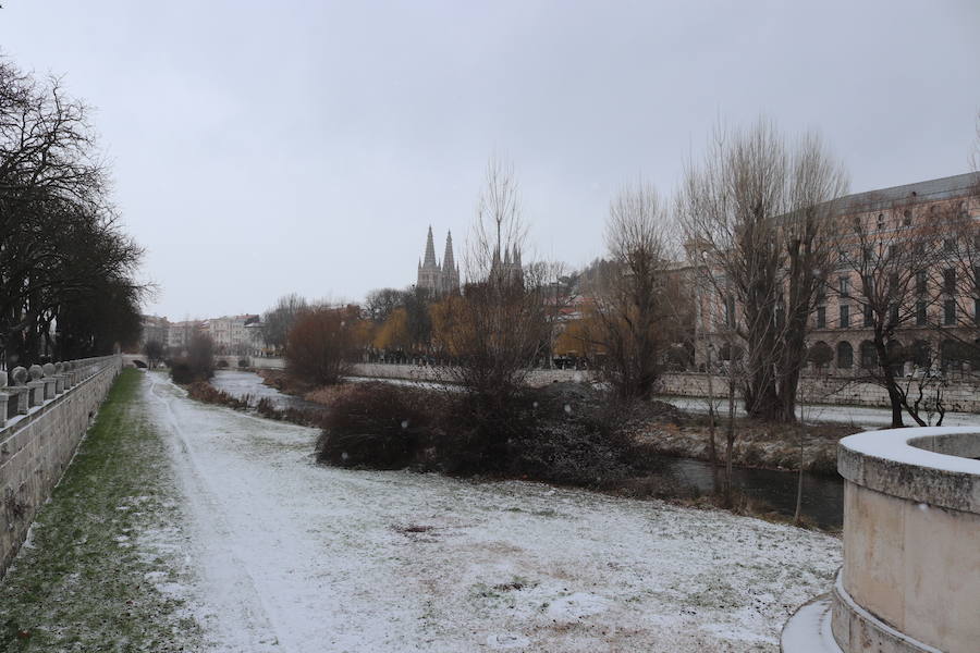 Aquí os dejamos unas imágenes sobre el paso del temporal de nieve por la provincia de Burgos
