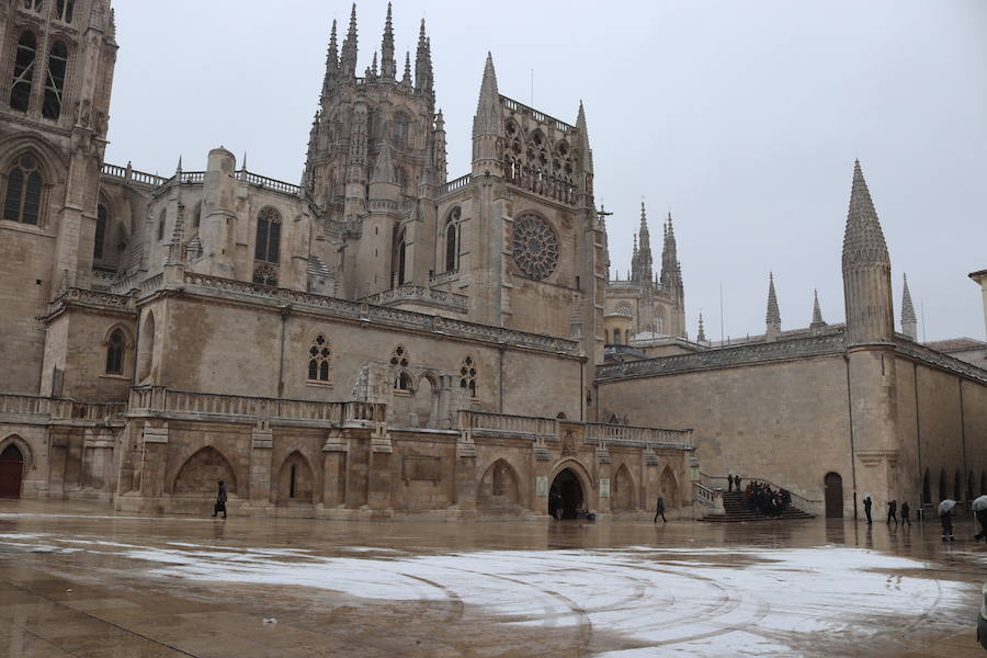 Aquí os dejamos unas imágenes sobre el paso del temporal de nieve por la provincia de Burgos