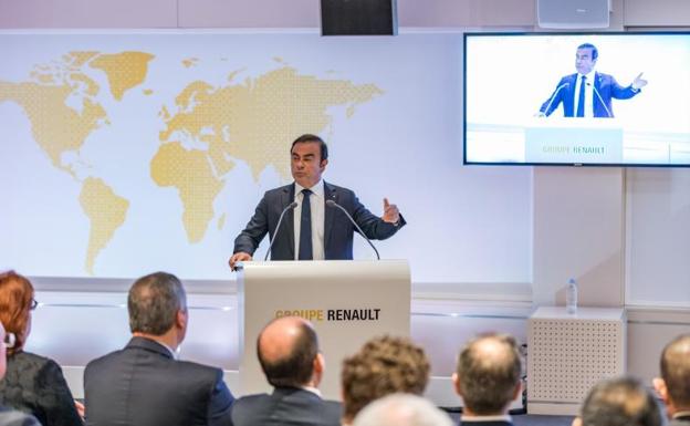 El presidente y director general de Grupo Renault, Carlos Ghosn, en la presentación de los resultados financieros en París. 