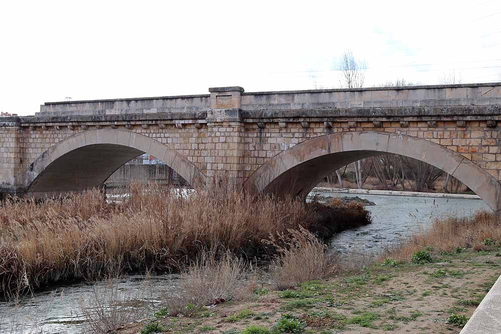 Fotos: Así trabajan las máquinas en el puente de las Rebolledas