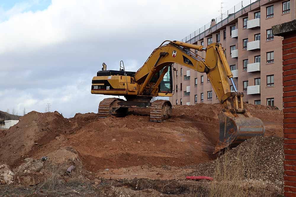 Fotos: Así trabajan las máquinas en el puente de las Rebolledas