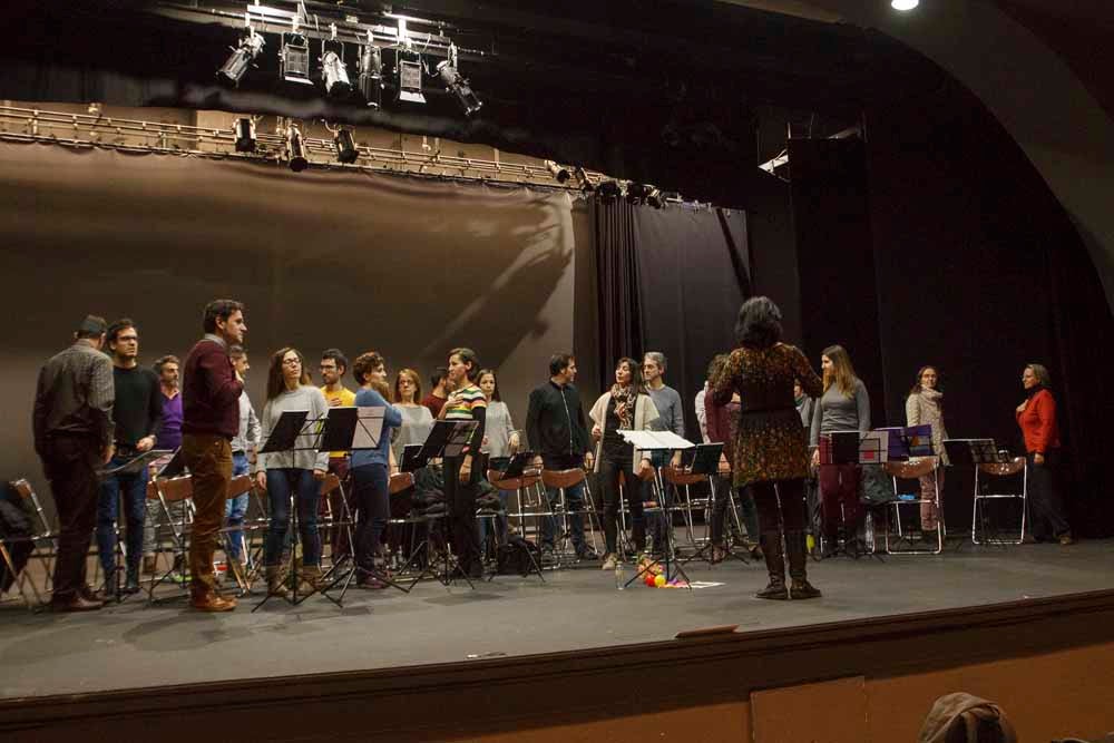 Fotos: Ensayo de los alumnos y profesores de Cantania