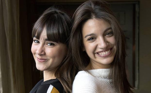 Aitana (i) y Ana Guerra. 