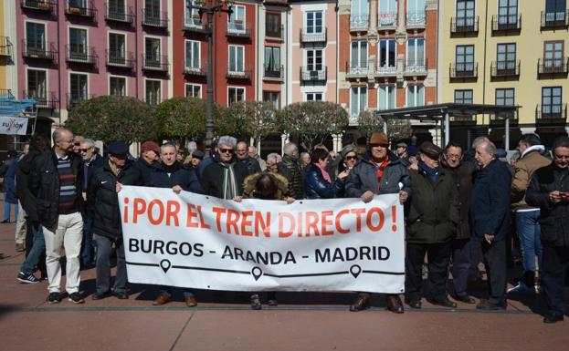 La concentración regresó a la Plaza Mayor