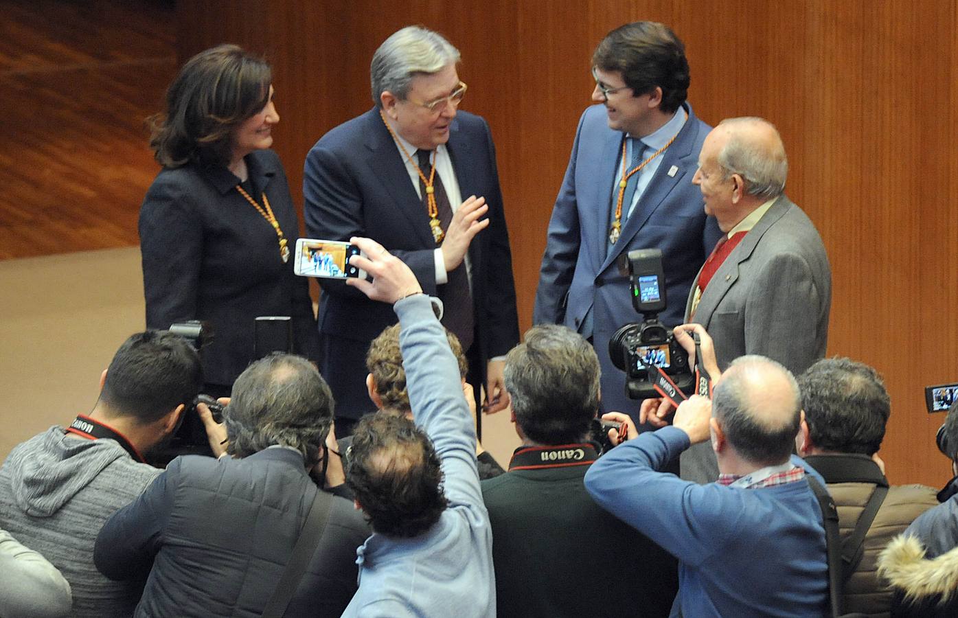 El presidente ha defendido las bondades que los últimos 35 años han dejado en Castilla y León en el ámbito industrial, de turismo rural, de patrimonio natural e incluso de crecimiento económico