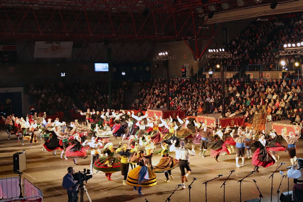 El Polideportivo de El Plantío se ha vuelto a llenar para dar la bienvenida a la primavera en el Festival de Las Marzas