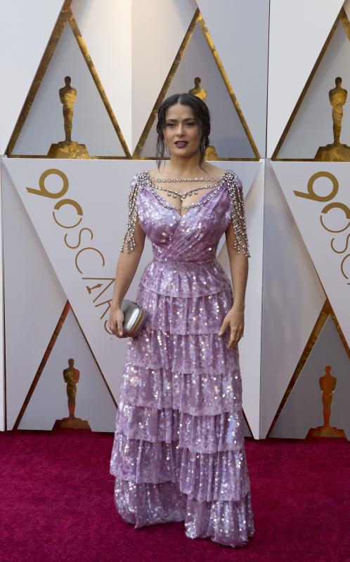 Fotos: Salma Hayek y las otras peor vestidas de los Oscar