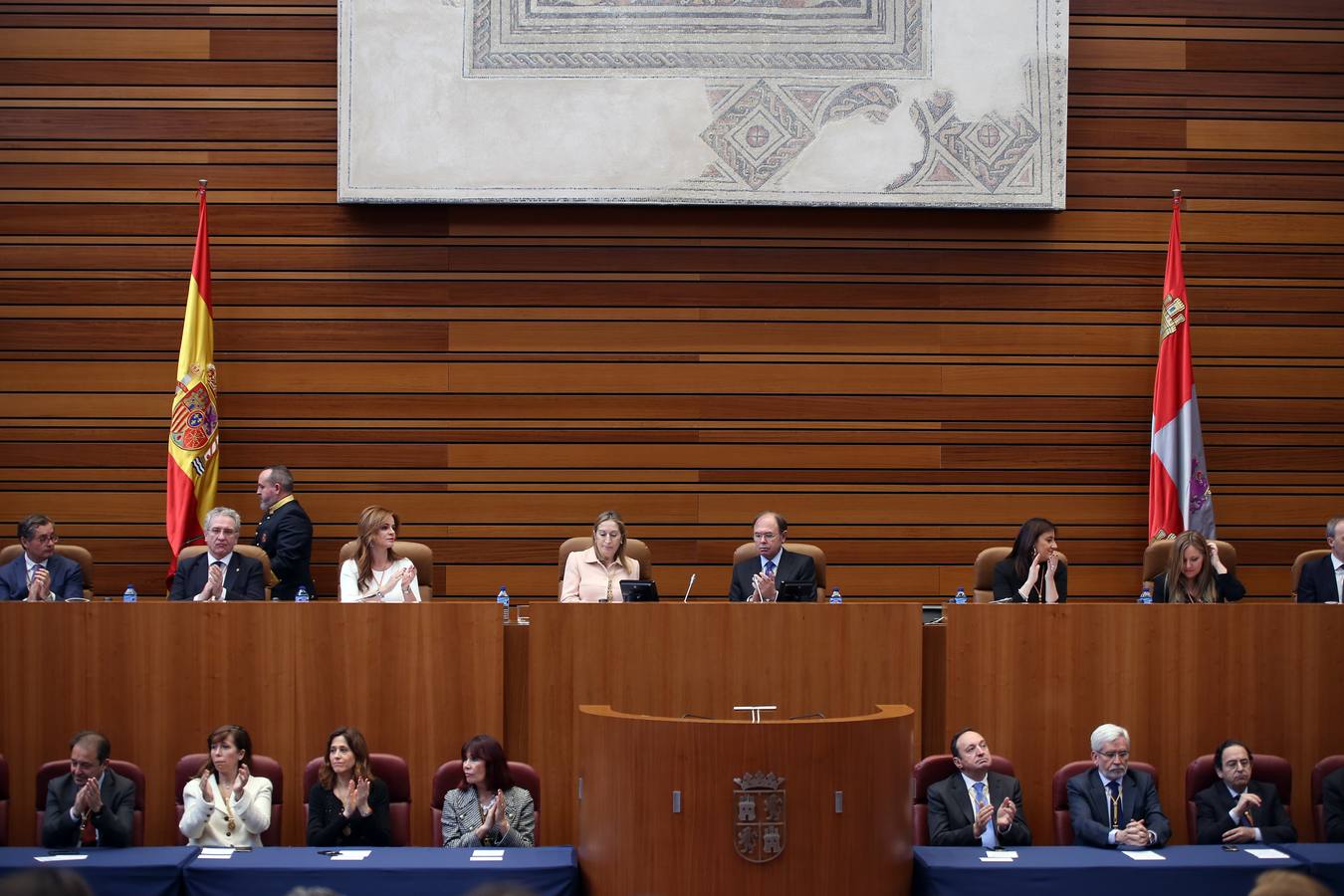 Las Cortes de Castilla y León han acogido un acto conjunto con el Congreso de los Diputados y el Senado para celebrar ambos aniversarios