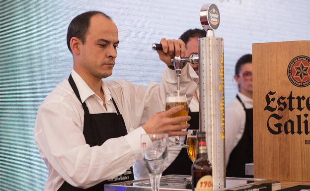 Alejandro González, de Café Bar El Aperitivo (Salamanca), subcampeón del certamen.