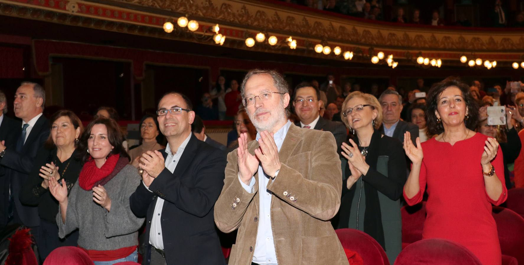 Fotos: Concha Velasco recibe la Medalla de Oro de Valladolid