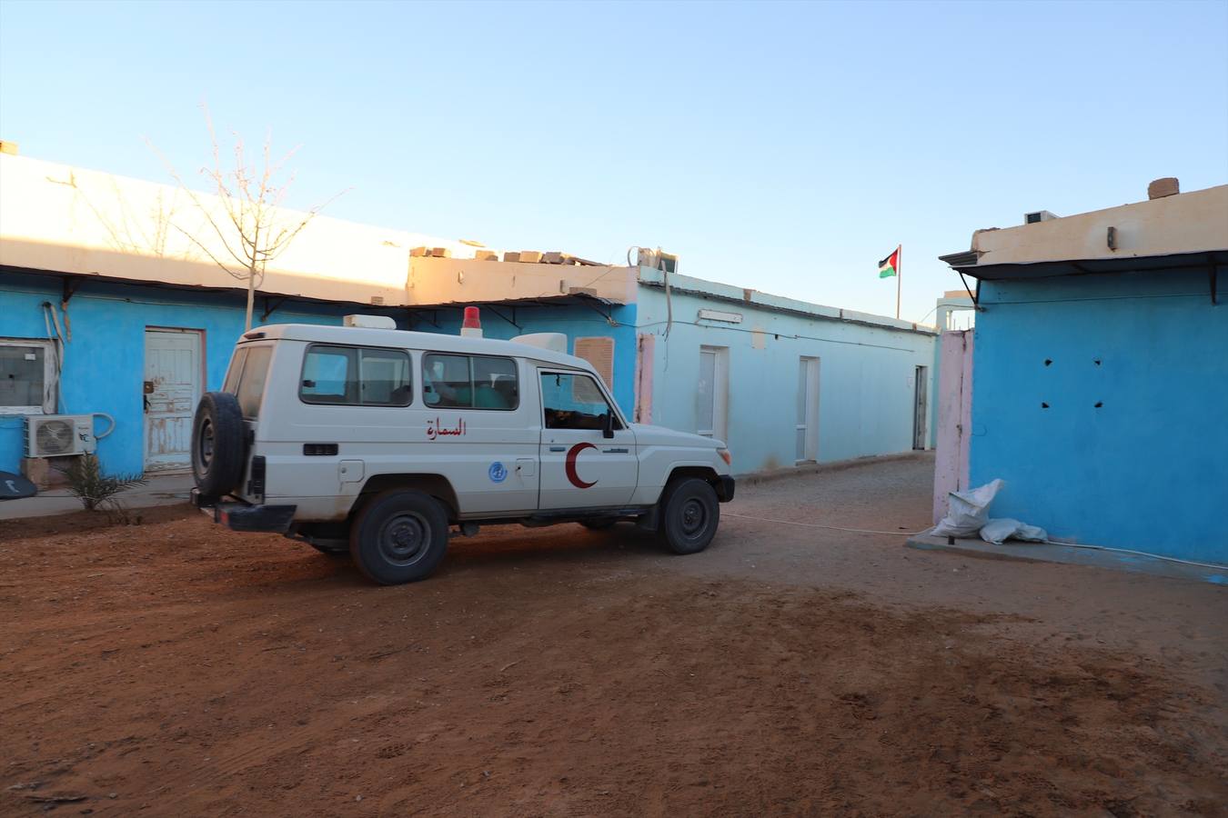 La delegación de Castilla y León visita el hospital de Smara en los campos de refugiados del Pueblo Saharaui.