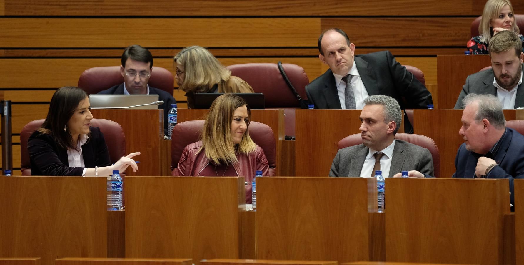 El presidente de la Junta de Castilla y León, Juan Vicente Herrera, ha tendido la mano una vez más para cerrar acuerdos de comunidad en torno a la ordenación del territorio y la reforma del Estatuto de Autonomía