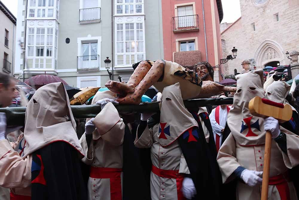 Fotos: Las imágenes de la Procesión del Santísimo Cristo de Burgos