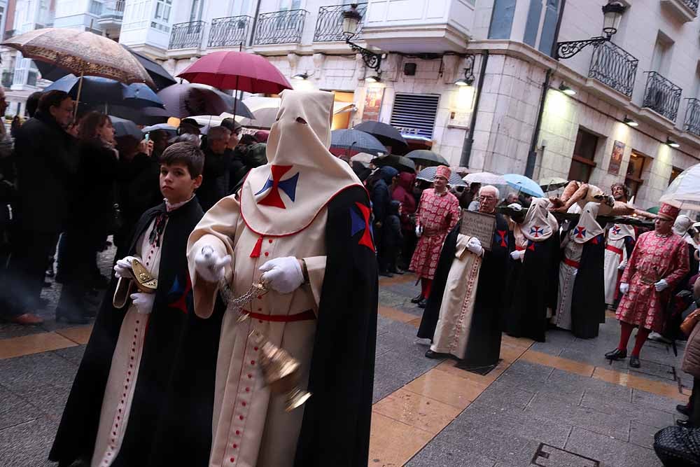 Fotos: Las imágenes de la Procesión del Santísimo Cristo de Burgos