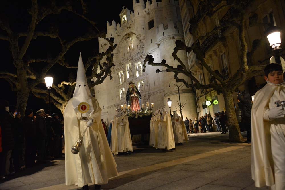 Fotos: Procesión de la Virgen de las Angustias