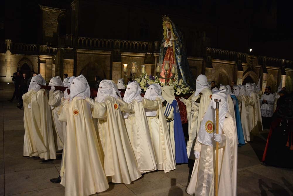 Fotos: Procesión de la Virgen de las Angustias