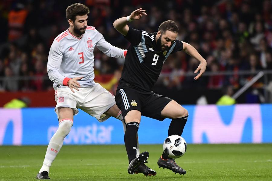 La selección que dirige Julen Lopetegui apabulló a Argentina en su estreno en el Wanda Metropolitano (6-1) con un 'hat-trick' de Isco y tantos de Diego Costa, Thiago y Aspas.