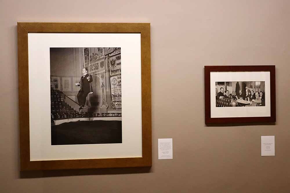 La sala de exposiciones del Arco de Santa María acoge la muestra 'El rostro de las letras'