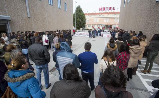 Concentración de trabajadores de Lindorff.