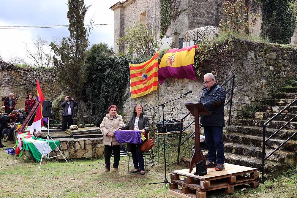 Fotos: Entrega de los restos de cuatro represaliados en Valdenoceda