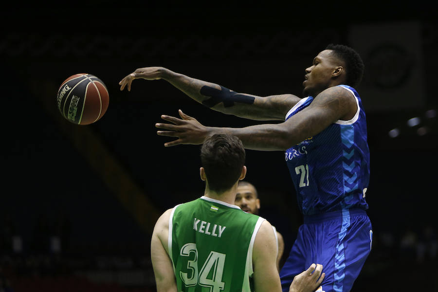 Fotos: Las imágenes del Betis - San Pablo Burgos