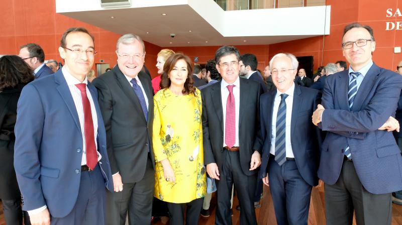 Fotos: Invitados a la entrega de los Premios Castilla y León 2017