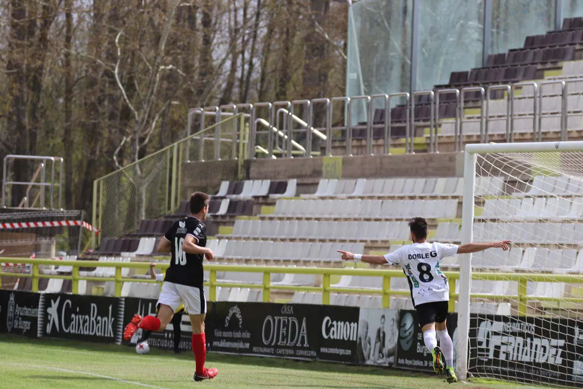 Una selección de las mejores imágenes de la victoria del Burgos CF frente al CD Vitoria.