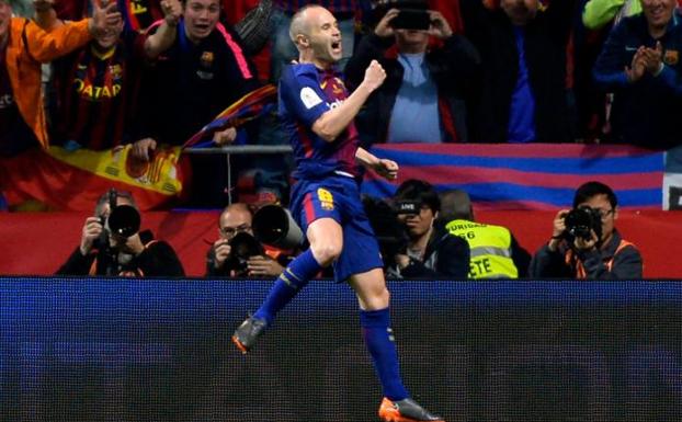 Iniesta celebra su gol ante el Sevilla en la final de Copa. 