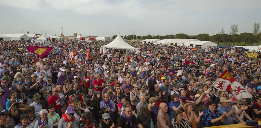 Fotos: Ambiente en Villalar el Día de Castilla y León